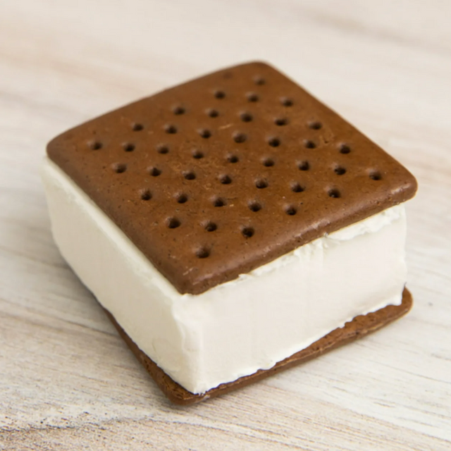 G-Box Freeze Dried Ice Cream Sandwich -  Astronaut Chubby Crunch Ice Cream Sandwich - Freeze Dried Whole Ice Cream Sandwich